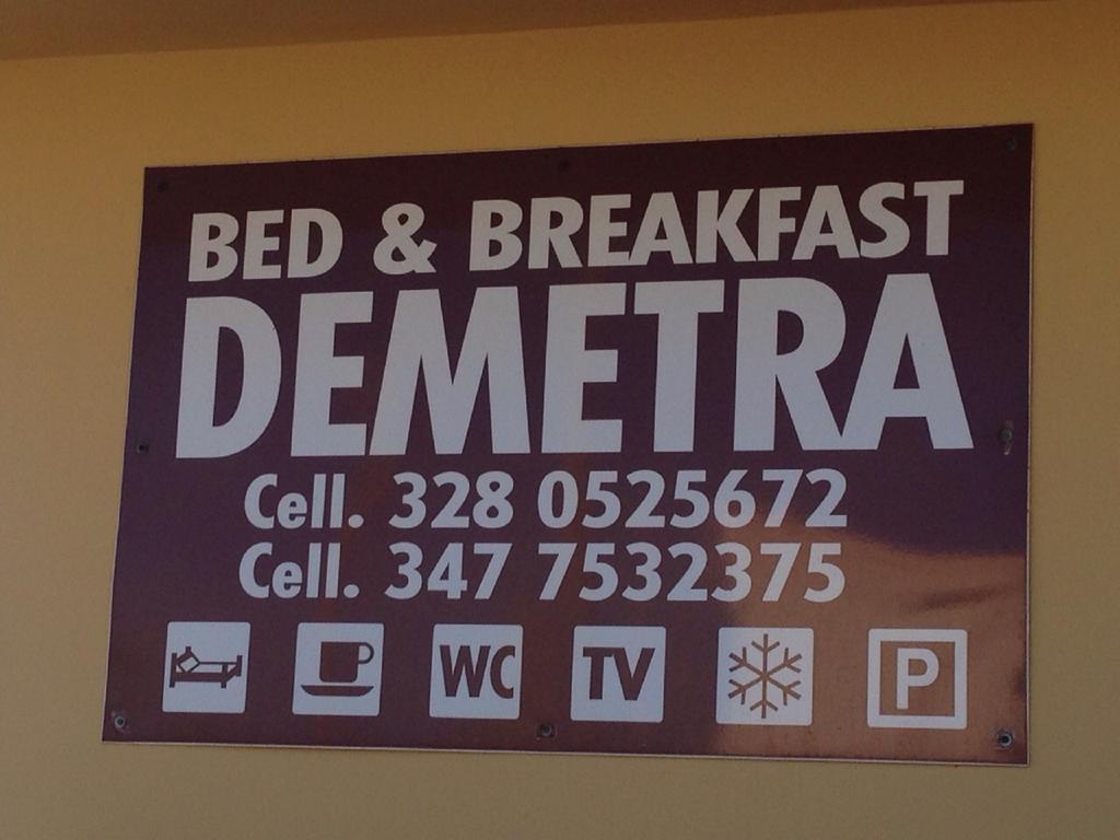 マリネッラ Demetra Malophoros Bed & Breakfast エクステリア 写真